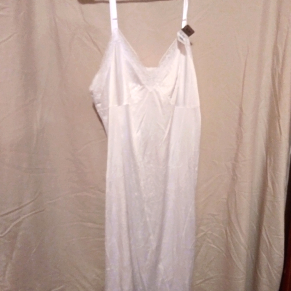 Vasserette Slip White 42 26"